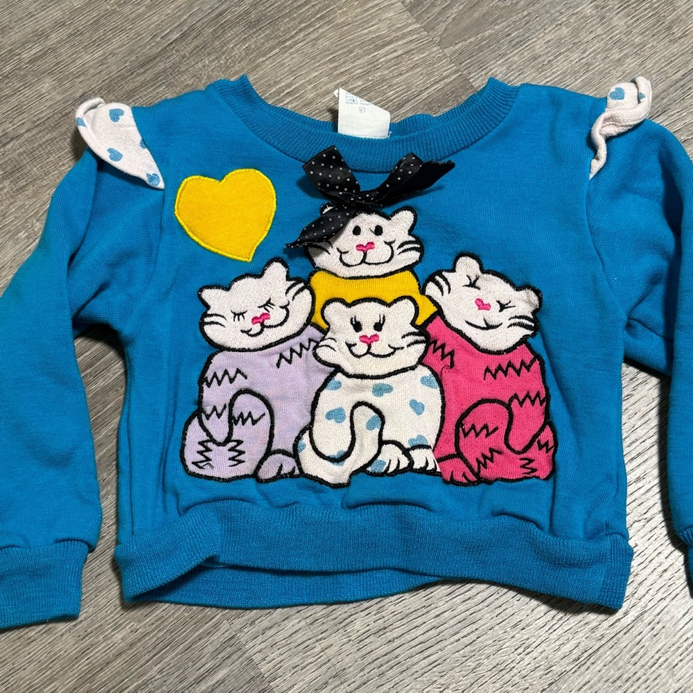 Vintage Young Hearts Girls Cat Shirt Sweater Sweatshirt